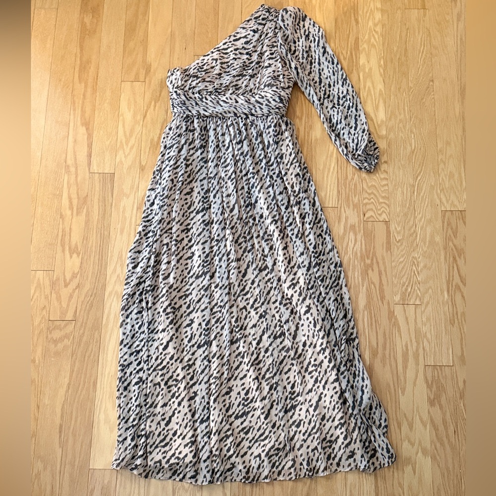 Gianni Bini Dalia Asymmetrical Neckline Animal Print Maxi Dress (Size 8)